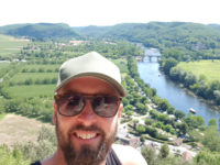 Swimming through Dordogne